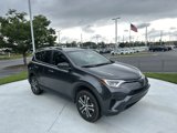 Used 2018 Toyota RAV4 LE image 2