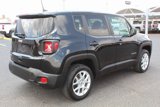 Used 2023 Jeep Renegade Latitude image 3