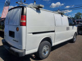 Used 2005 Chevrolet Express 2500 image 2