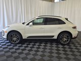 Certified 2024 Porsche Macan image 2