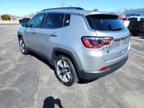 Used 2021 Jeep Compass Limited image 3