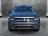 Used 2024 Volkswagen Tiguan SE image 2
