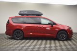 New 2025 Chrysler Pacifica Select w/ Fav Edition Package image 3