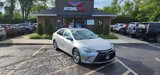 Used 2015 Toyota Camry SE image 2