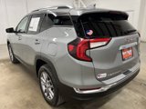 Used 2024 GMC Terrain SLT image 5