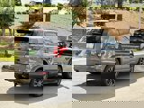 Used 2019 Ford Explorer XLT w/ Equipment Group 202A image 5