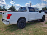 Used 2018 Nissan Titan SV w/ SV Convenience Package image 3