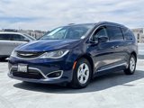 Used 2018 Chrysler Pacifica Touring-L image 4