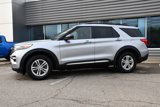 Used 2022 Ford Explorer XLT w/ Equipment Group 202A image 2