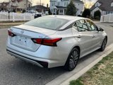 Used 2024 Nissan Altima 2.5 SV image 4