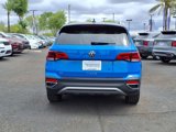Used 2024 Volkswagen Taos SE w/ Panoramic Sunroof Package image 5