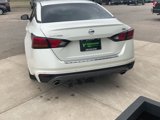 Used 2021 Nissan Altima 2.5 SR w/ SR Premium Package image 4