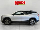 Used 2020 GMC Terrain SLT w/ Preferred Package image 2