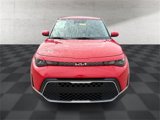 Certified 2025 Kia Soul LX image 2