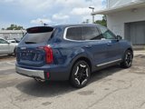 Used 2023 Kia Telluride S w/ S Sunroof Package image 5