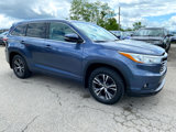 Used 2016 Toyota Highlander XLE image 3