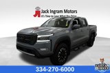 Used 2022 Nissan Frontier PRO-4X image 2