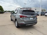 Used 2023 Chevrolet Equinox LT w/ Driver Convenience Package image 5