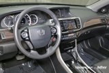 Used 2017 Honda Accord Touring image 2