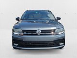 Used 2020 Volkswagen Tiguan SE R-Line image 2