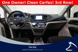 Used 2022 Chrysler Voyager LX image 5