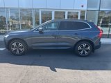 Certified 2022 Volvo XC60 B5 Momentum w/ Climate Package image 2
