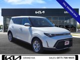 New 2025 Kia Soul LX w/ LX Technology Package image 2