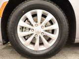 Used 2017 Chrysler Pacifica Touring-L image 6