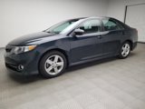 Used 2014 Toyota Camry SE image 2