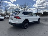Certified 2022 Volkswagen Tiguan SE image 5
