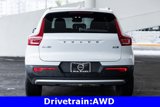 Certified 2025 Volvo XC40 B5 Core image 3