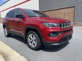 New 2025 Jeep Compass Latitude image 3