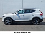 Used 2025 Volvo XC40 B5 Core image 2