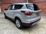 Used 2018 Ford Escape SE w/ SE Sync 3 Package image 3