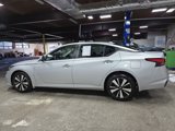 Used 2022 Nissan Altima 2.5 SV w/ SV Premium Package image 2
