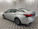 Used 2024 Nissan Altima 2.5 SV image 4