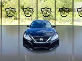 Used 2017 Nissan Altima 2.5 S w/ Power Driver Seat Package image 2