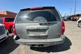 Used 2009 Chevrolet Suburban LT image 3