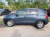 Used 2022 Chevrolet Trax LT w/ LT Convenience Package image 2