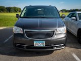 Used 2016 Chrysler Town & Country Touring image 2