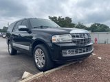 Used 2014 Lincoln Navigator 4WD image 2