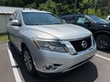 Used 2015 Nissan Pathfinder SV image 4
