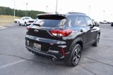 Used 2023 Chevrolet TrailBlazer RS w/ Sun and Liftgate Package image 3