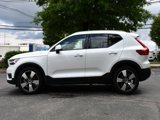 Used 2021 Volvo XC40 T5 Momentum w/ Protection Package Premier image 4