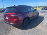 New 2025 Jeep Grand Cherokee Altitude image 5