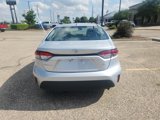Used 2024 Toyota Corolla LE image 2