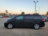Used 2013 Toyota Sienna LE image 4