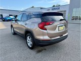Used 2018 GMC Terrain SLE image 2