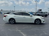 Used 2019 Nissan Altima 2.5 SL image 2