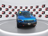 Used 2019 Jeep Cherokee Trailhawk image 2